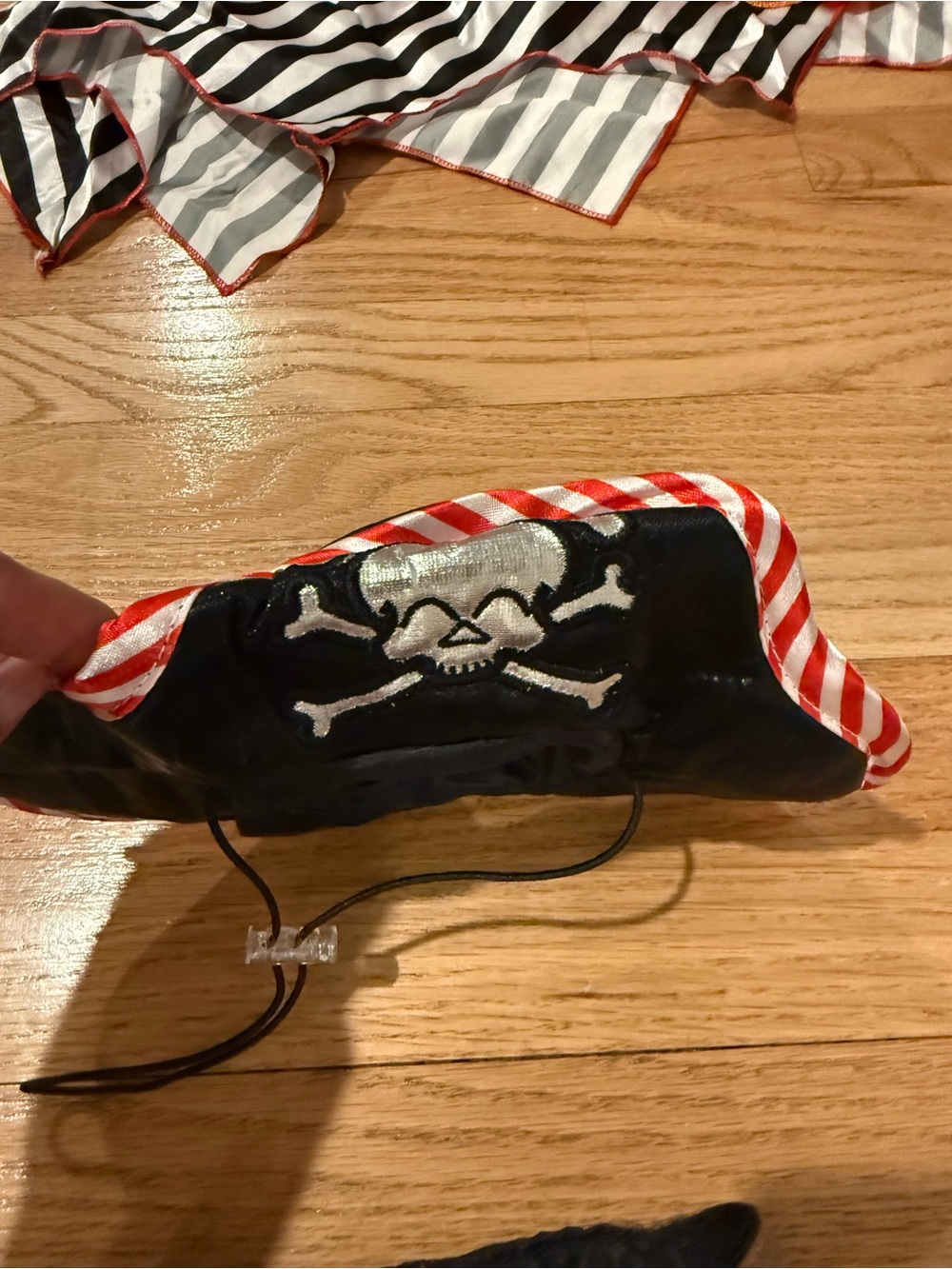 Dog/cat Pirate Costume Dress with Striped Skirt - Black and Red - Picture 2 of 6